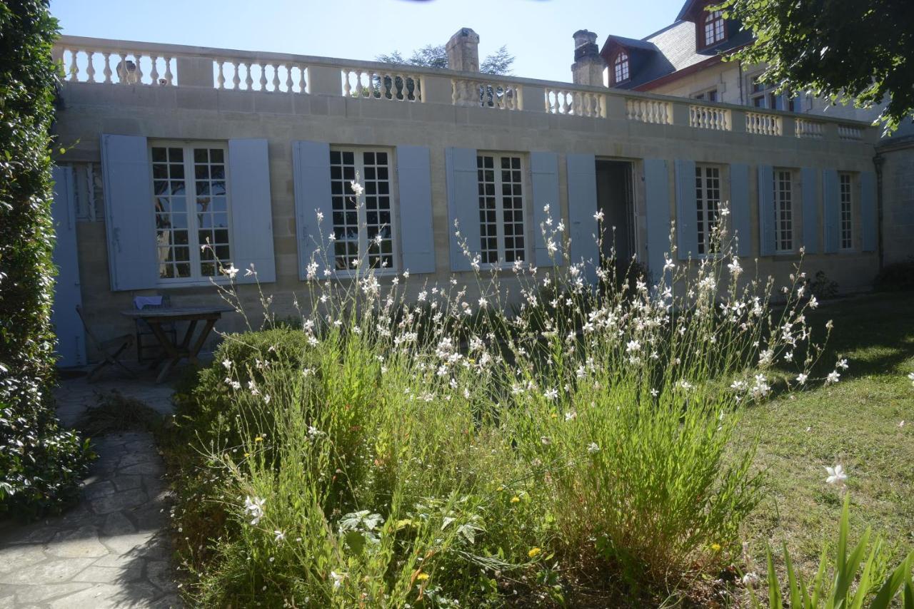 Chateau Rosemont - Grande Maison Familiale Campagne Dans Le Medoc Avec Piscine Et Tennis A 15 Mn Bordeaux Labarde エクステリア 写真