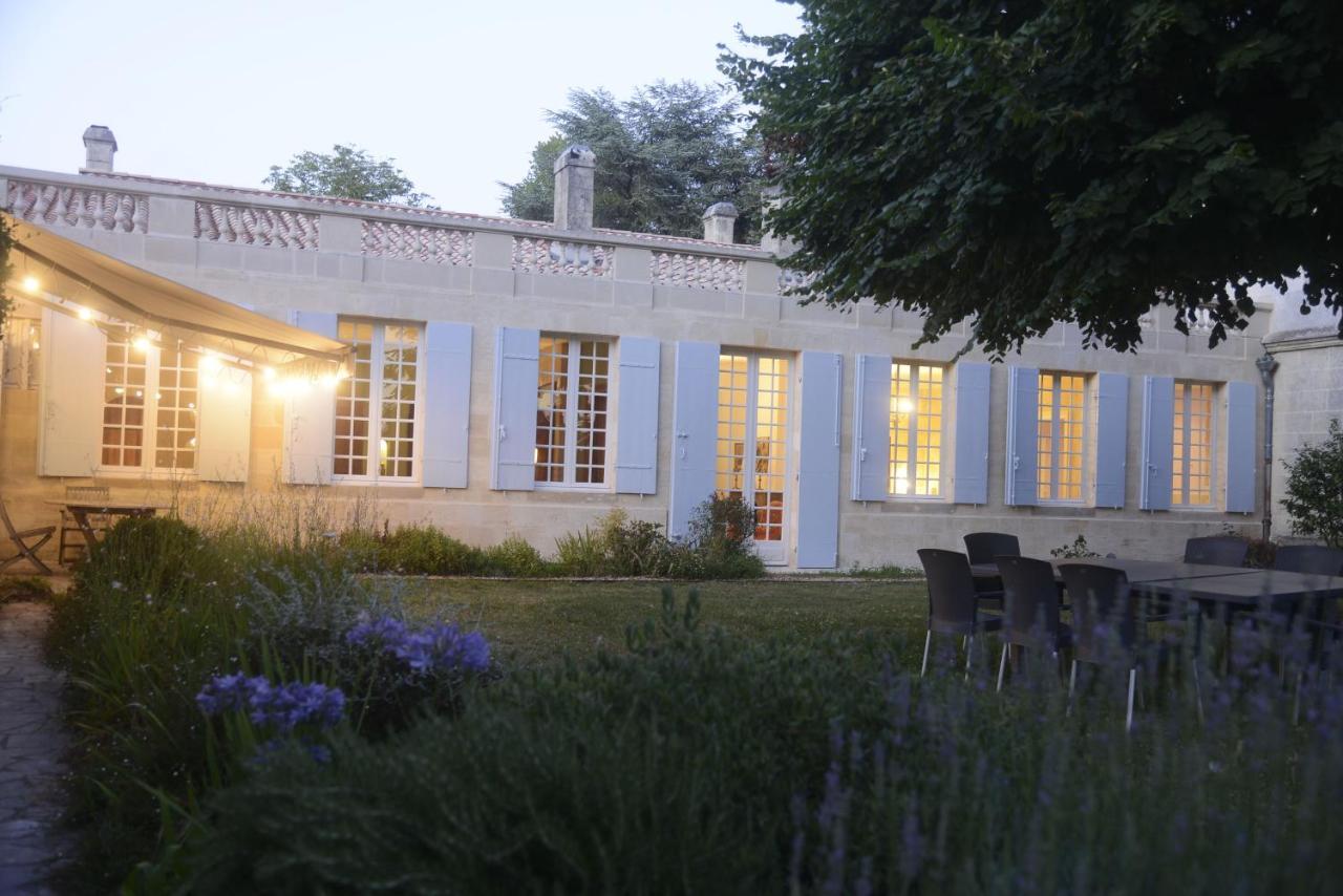 Chateau Rosemont - Grande Maison Familiale Campagne Dans Le Medoc Avec Piscine Et Tennis A 15 Mn Bordeaux Labarde エクステリア 写真