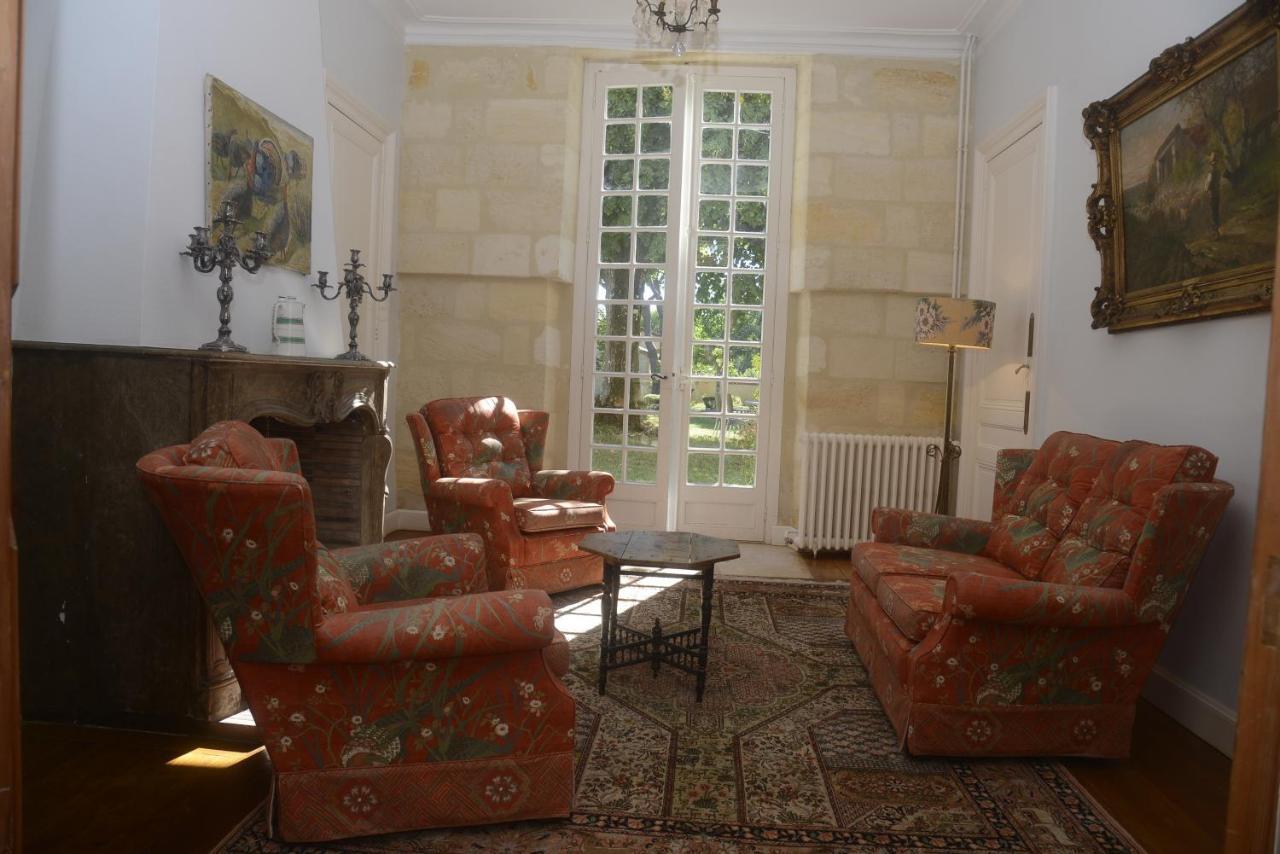 Chateau Rosemont - Grande Maison Familiale Campagne Dans Le Medoc Avec Piscine Et Tennis A 15 Mn Bordeaux Labarde エクステリア 写真
