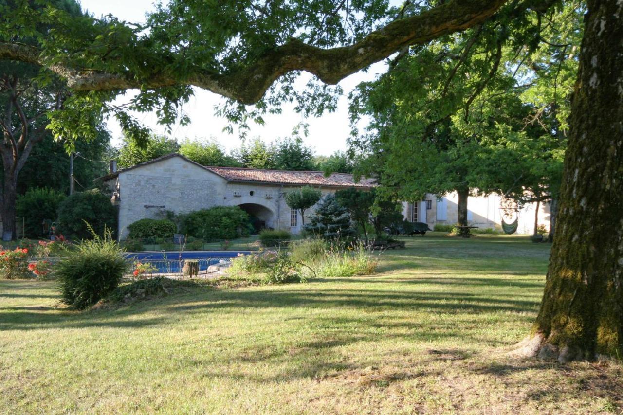 Chateau Rosemont - Grande Maison Familiale Campagne Dans Le Medoc Avec Piscine Et Tennis A 15 Mn Bordeaux Labarde エクステリア 写真