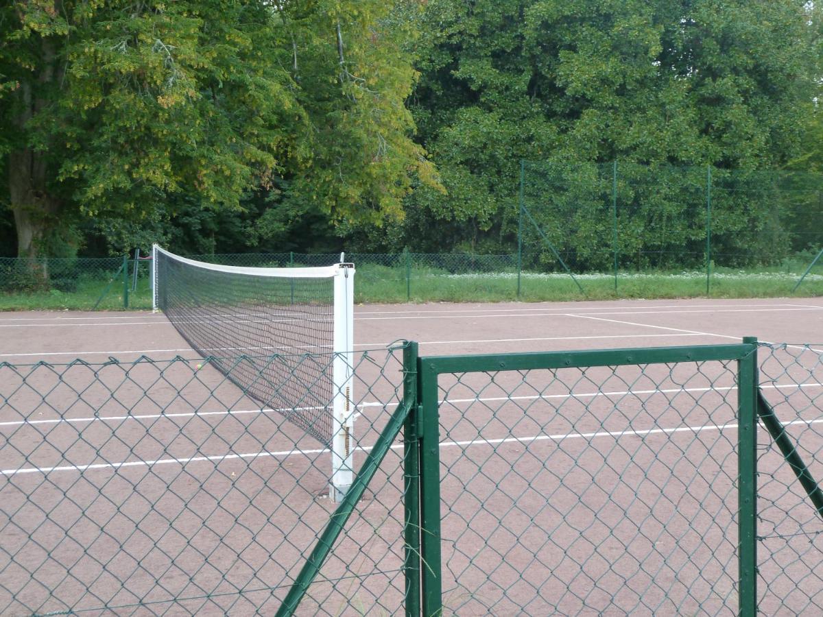 Chateau Rosemont - Grande Maison Familiale Campagne Dans Le Medoc Avec Piscine Et Tennis A 15 Mn Bordeaux Labarde エクステリア 写真