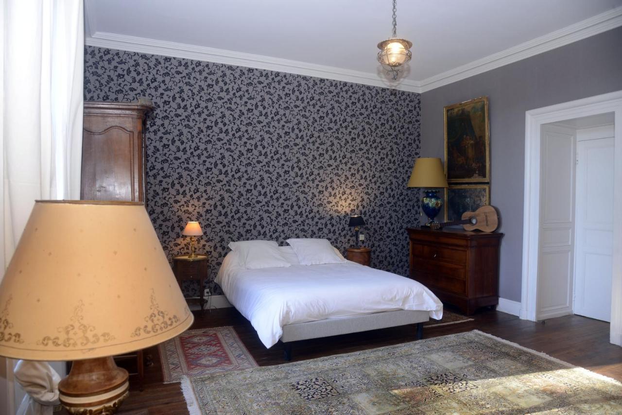 Chateau Rosemont - Grande Maison Familiale Campagne Dans Le Medoc Avec Piscine Et Tennis A 15 Mn Bordeaux Labarde エクステリア 写真