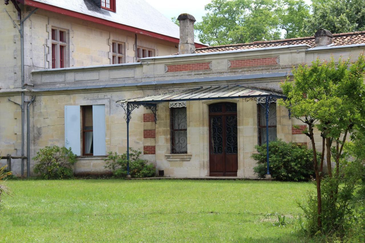 Chateau Rosemont - Grande Maison Familiale Campagne Dans Le Medoc Avec Piscine Et Tennis A 15 Mn Bordeaux Labarde エクステリア 写真